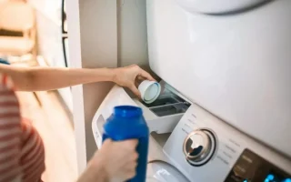 Nasveti vodovodarjev o tem, katerih tekočih detergentov ne smete uporabljati v pralnih strojih
