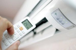 Utrujeni od vročine? Tehnik za klimatske naprave razkriva skrivnosti: Zakaj lahko le nekaj stopinj spremeni vse!