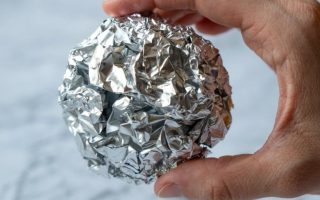 Aluminijasta krogla