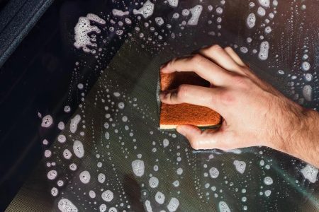 Ni treba snemati stekla pečice, da bi ga očistili: zadostuje ta pripomoček