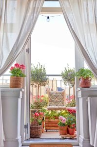 Balkon kot iz kataloga