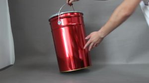 Zakaj je prazna vedra za barvo zaklad