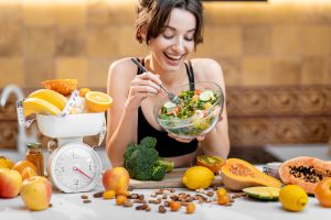 11 življenjskih trikov za lene, da shujšate brez diet in športa
