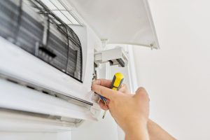 Ta priljubljena kuhinjska sestavina pomaga preprečiti zamašitev klimatske naprave: preprosto in učinkovito